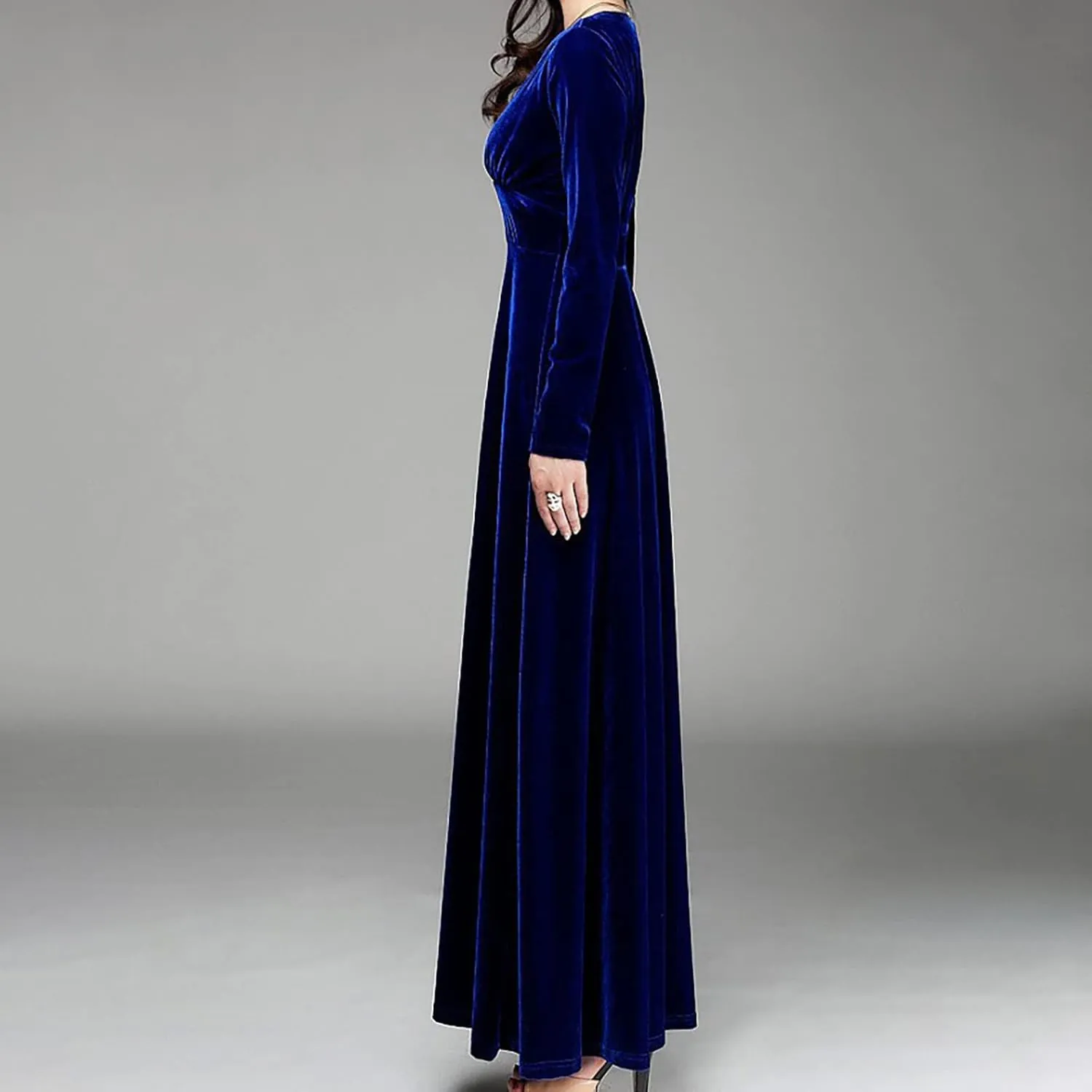 ADHOWBEW Velvet Dress for Women Elegant Long Sleeve Maxi Dress Flowy V Neck Formal Long Prom Dress