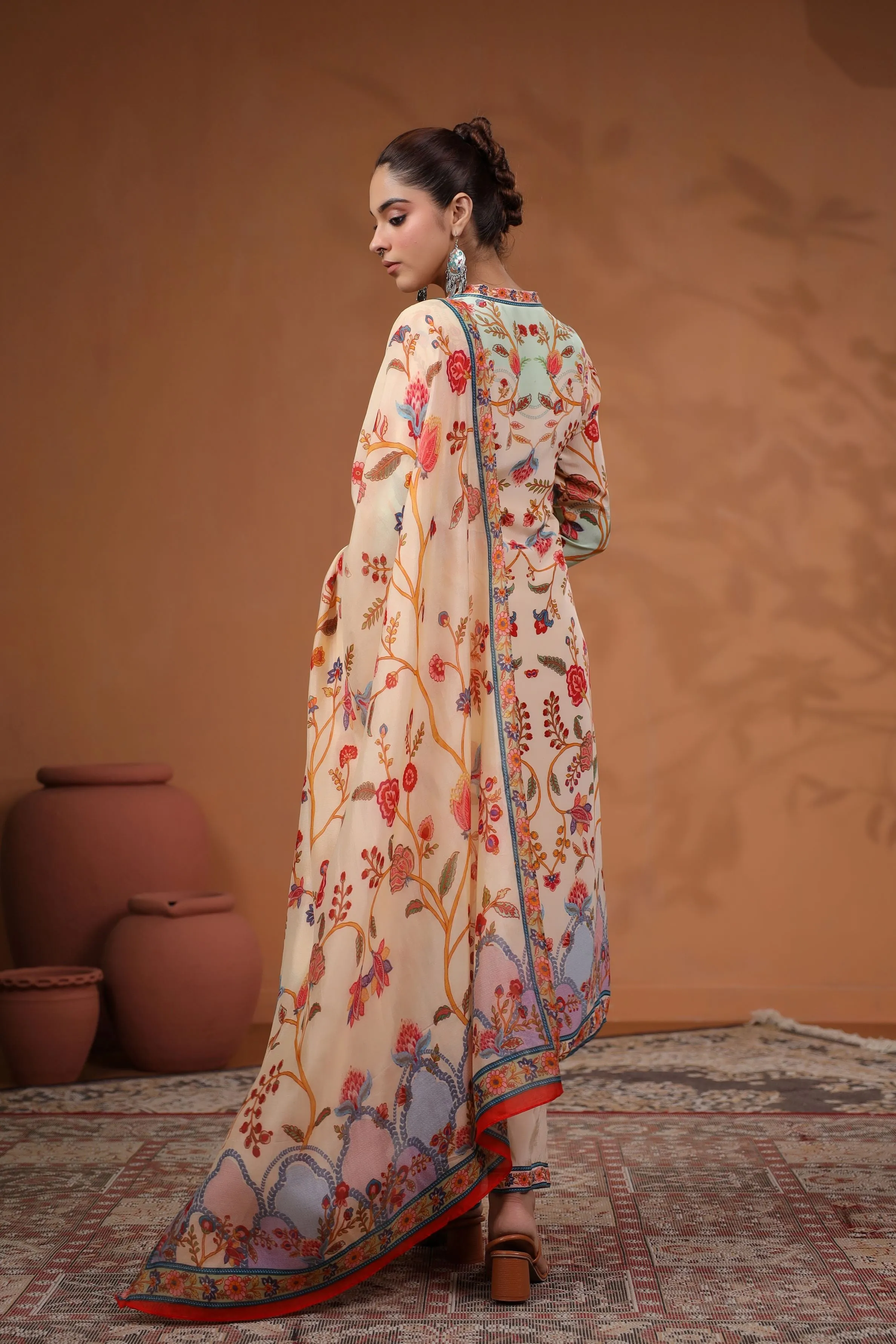 Chic Peach Printed Tussar Silk Kurta Set