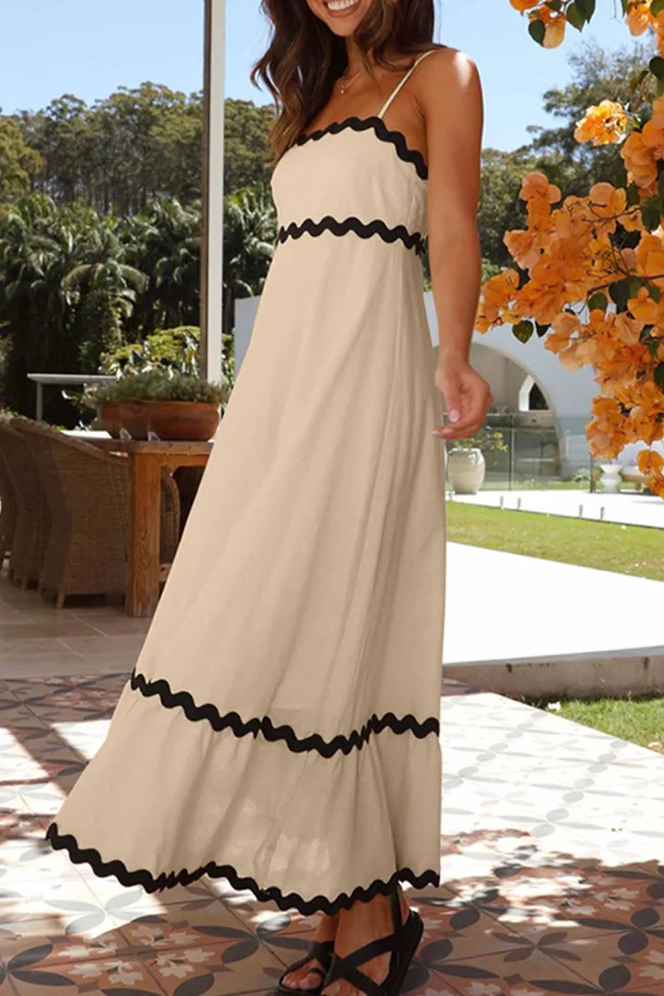 Contrast Spaghetti Strap Tiered Cami Dress
