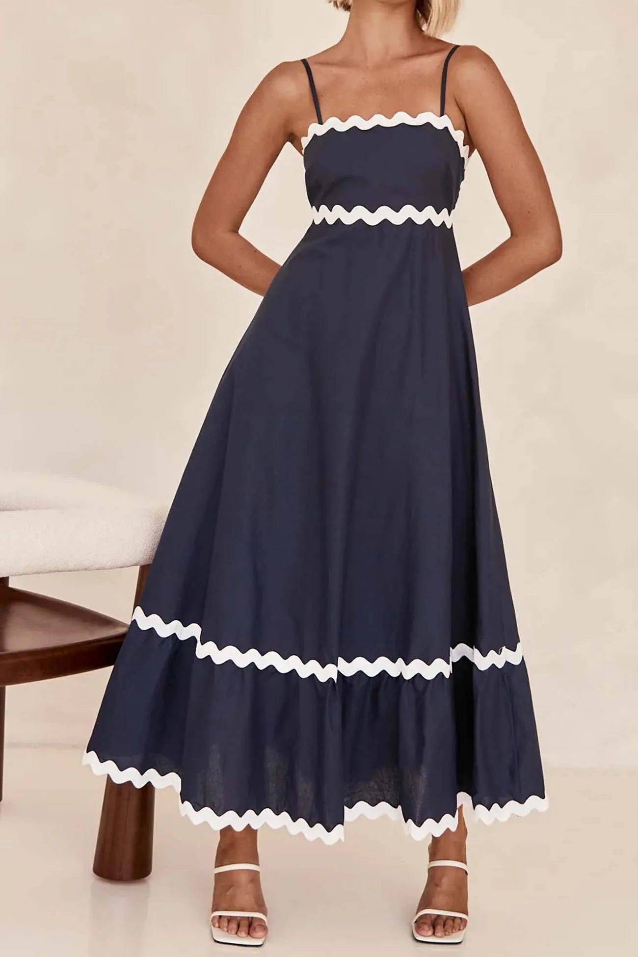 Contrast Spaghetti Strap Tiered Cami Dress