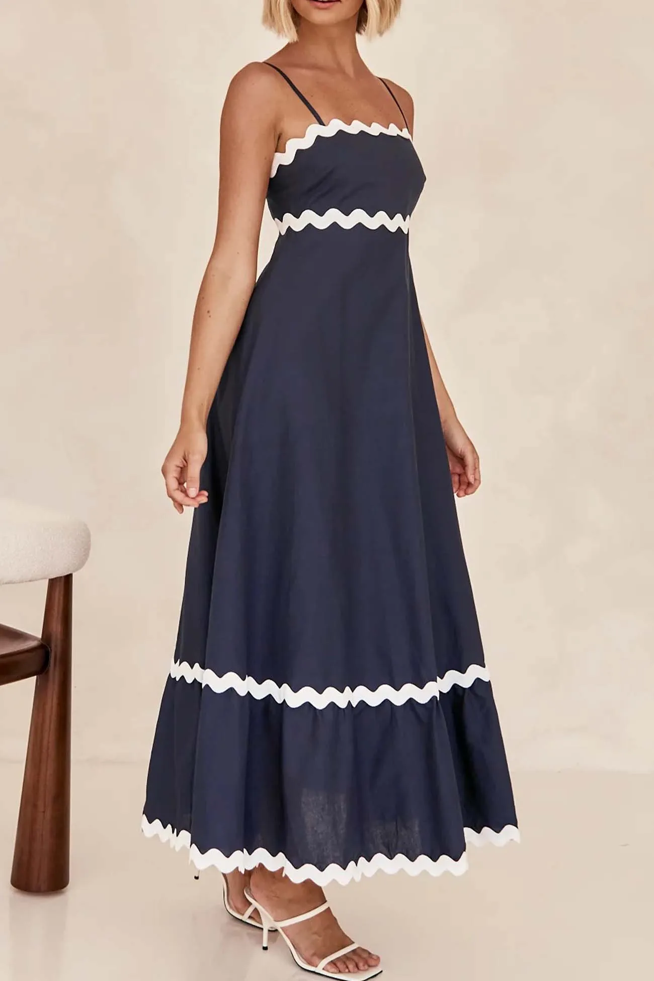 Contrast Spaghetti Strap Tiered Cami Dress